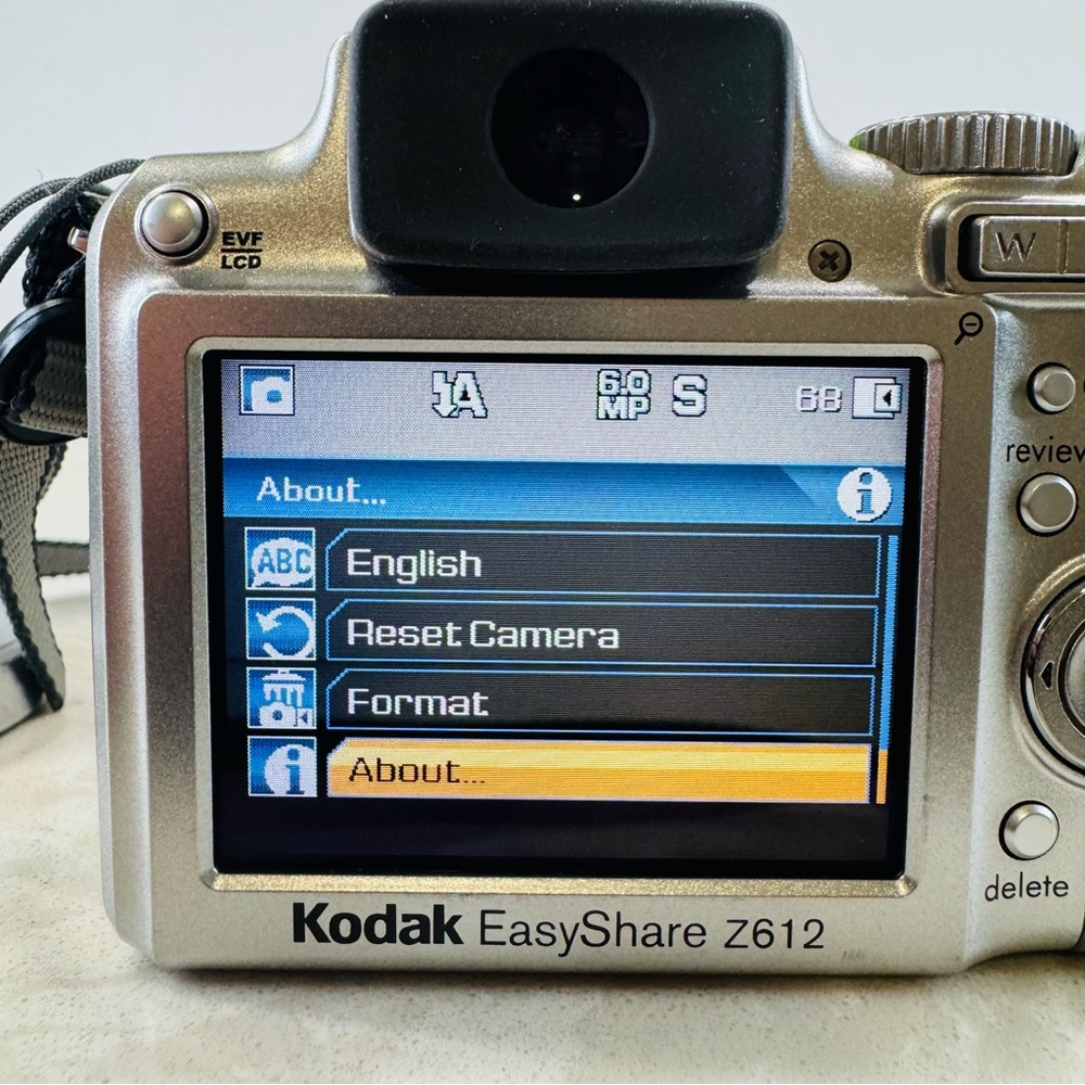 Kodak EasyShare Z612 Digital Camera 12x Opt Zoom 6.1MP New Battery Tested Works - Picture 9 of 16